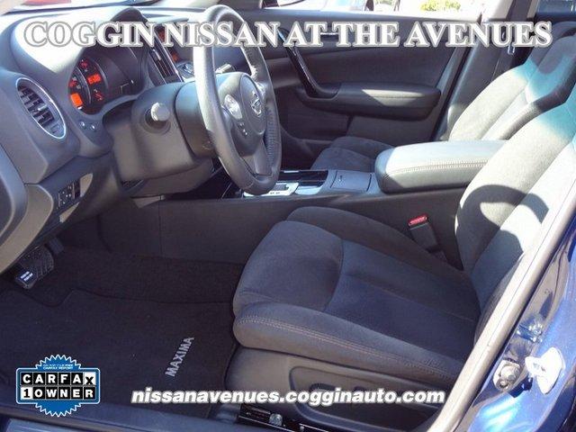 Nissan Maxima 2011 photo 2