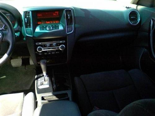 Nissan Maxima XR Other