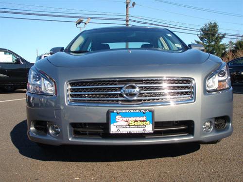 Nissan Maxima 2011 photo 2