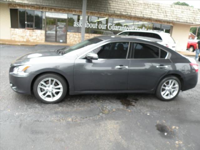 Nissan Maxima SLT 3 INCH LIFT Sedan
