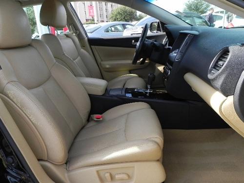 Nissan Maxima 2011 photo 1