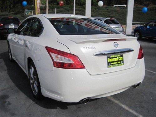 Nissan Maxima XR Other