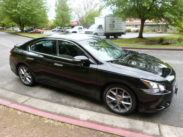 Nissan Maxima 2011 photo 4