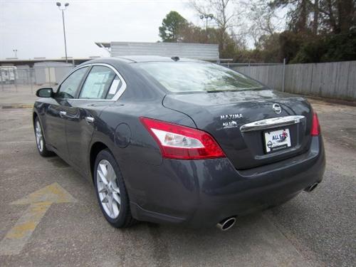 Nissan Maxima 2011 photo 4