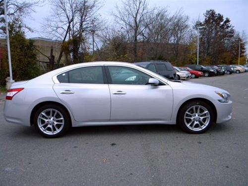 Nissan Maxima 2011 photo 3