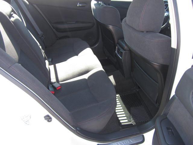 Nissan Maxima 2011 photo 2