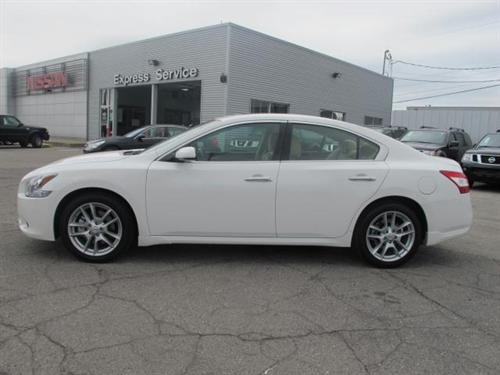 Nissan Maxima 2011 photo 3
