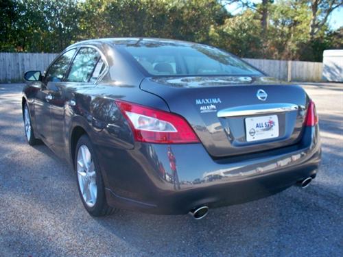 Nissan Maxima 2011 photo 4