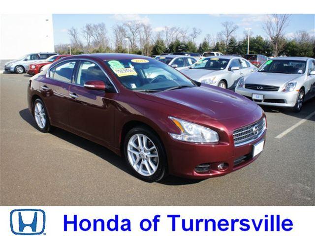 Nissan Maxima 2011 photo 1