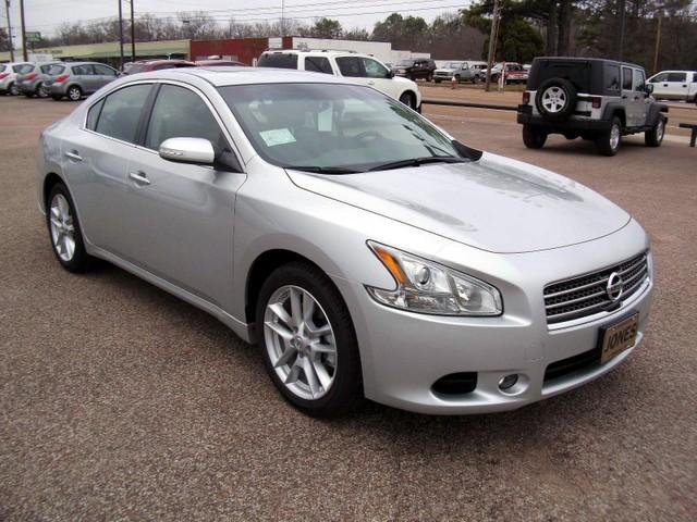 Nissan Maxima Unknown Unspecified