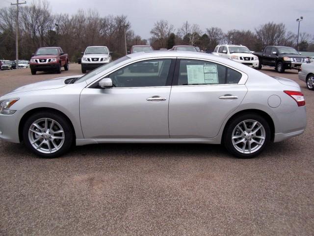 Nissan Maxima 2011 photo 3