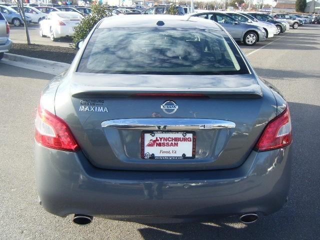 Nissan Maxima 2011 photo 5