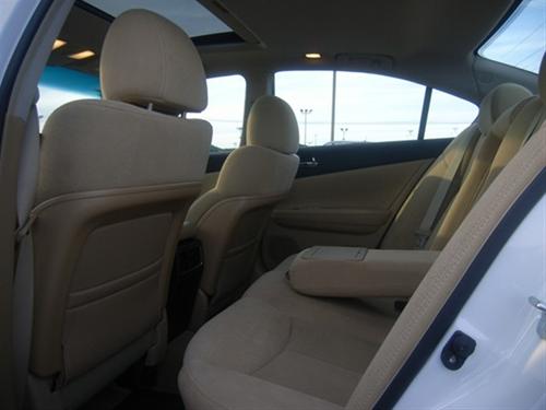 Nissan Maxima 2011 photo 5