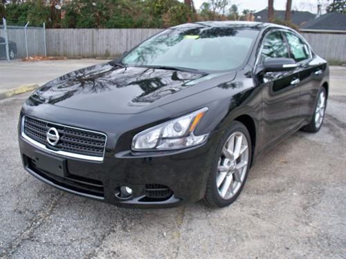 Nissan Maxima 2011 photo 2