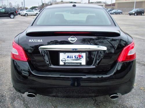 Nissan Maxima 2011 photo 5