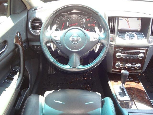 Nissan Maxima 2011 photo 2