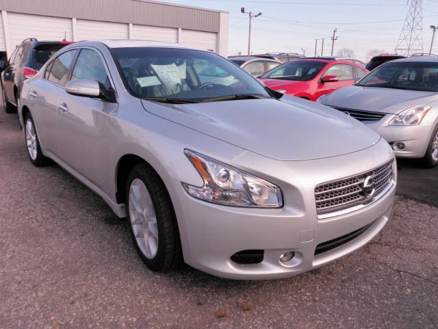 Nissan Maxima 2011 photo 3