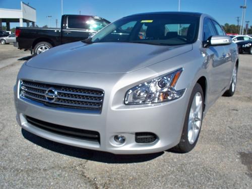 Nissan Maxima 2011 photo 2