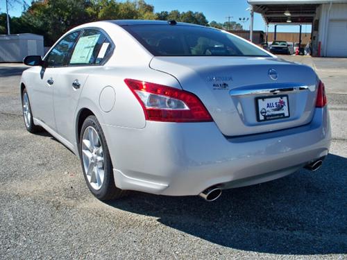 Nissan Maxima 2011 photo 4