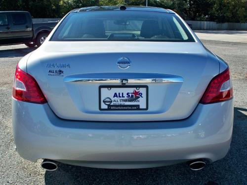 Nissan Maxima 2011 photo 5