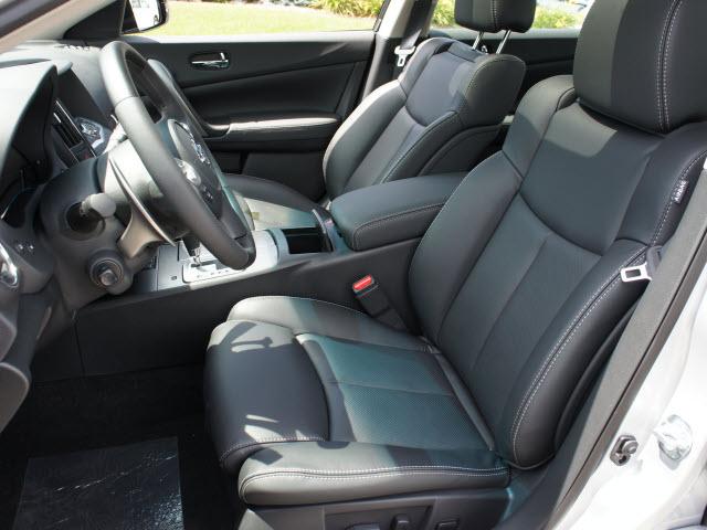 Nissan Maxima 2011 photo 3