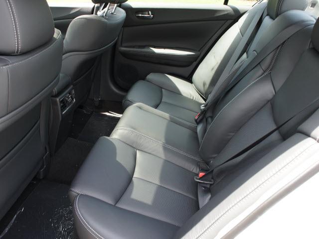 Nissan Maxima 2011 photo 5