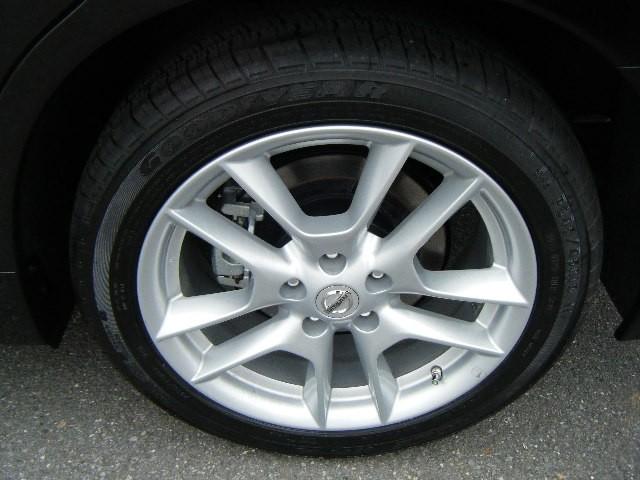 Nissan Maxima 2011 photo 1