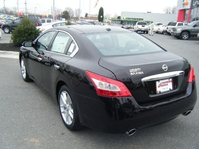 Nissan Maxima 2011 photo 3