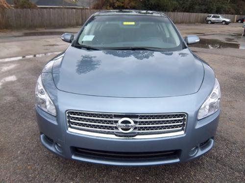 Nissan Maxima 2011 photo 1