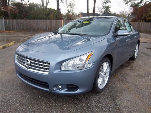 Nissan Maxima 2011 photo 2