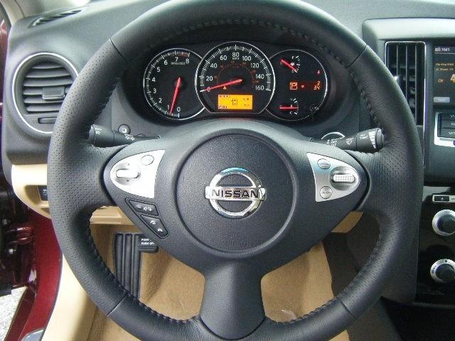 Nissan Maxima Regular Cab 4-wheel Drive Work Truck Sedan