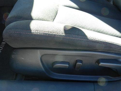 Nissan Maxima 2011 photo 2