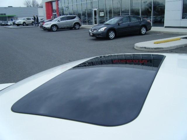 Nissan Maxima 2011 photo 2