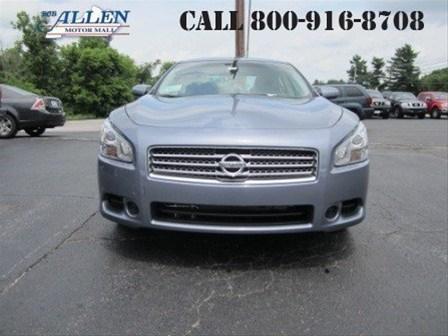 Nissan Maxima 2011 photo 1