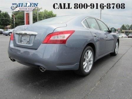 Nissan Maxima 2011 photo 4