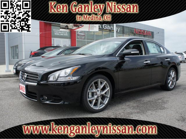 Nissan Maxima Lariat Super Duty Of Sedan