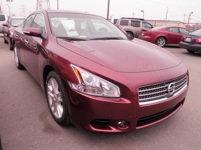 Nissan Maxima 2011 photo 3