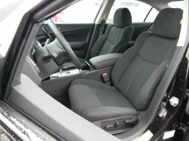Nissan Maxima 2011 photo 3