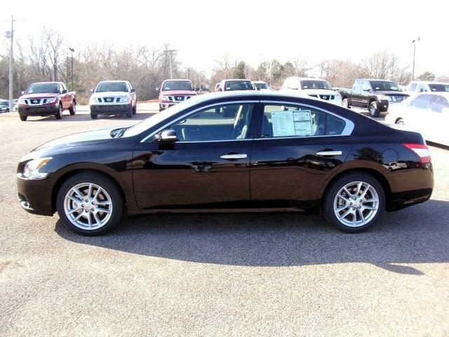 Nissan Maxima 2011 photo 3