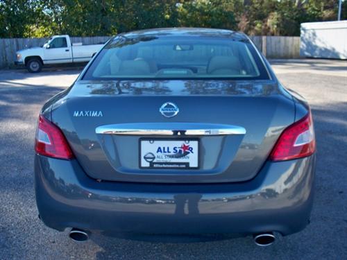 Nissan Maxima 2011 photo 5
