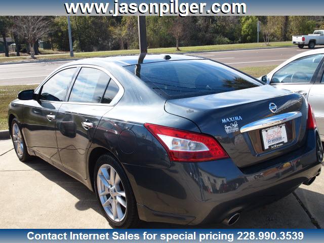 Nissan Maxima 2011 photo 5