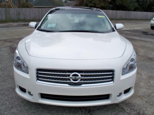 Nissan Maxima 2011 photo 1