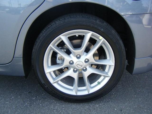 Nissan Maxima 2011 photo 1