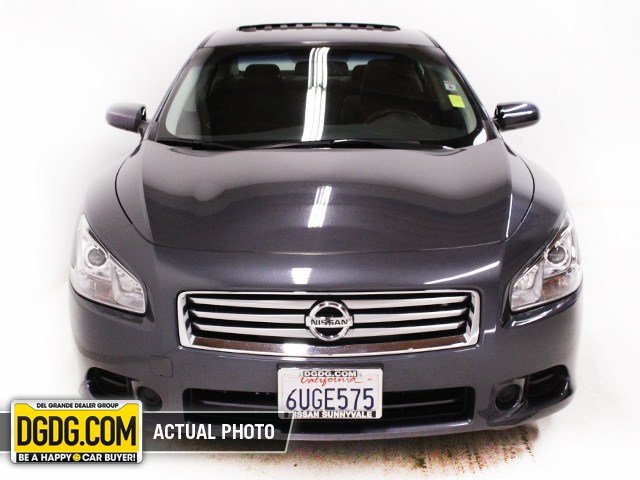 Nissan Maxima 2012 photo 1