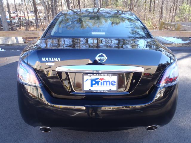 Nissan Maxima 2012 photo 5