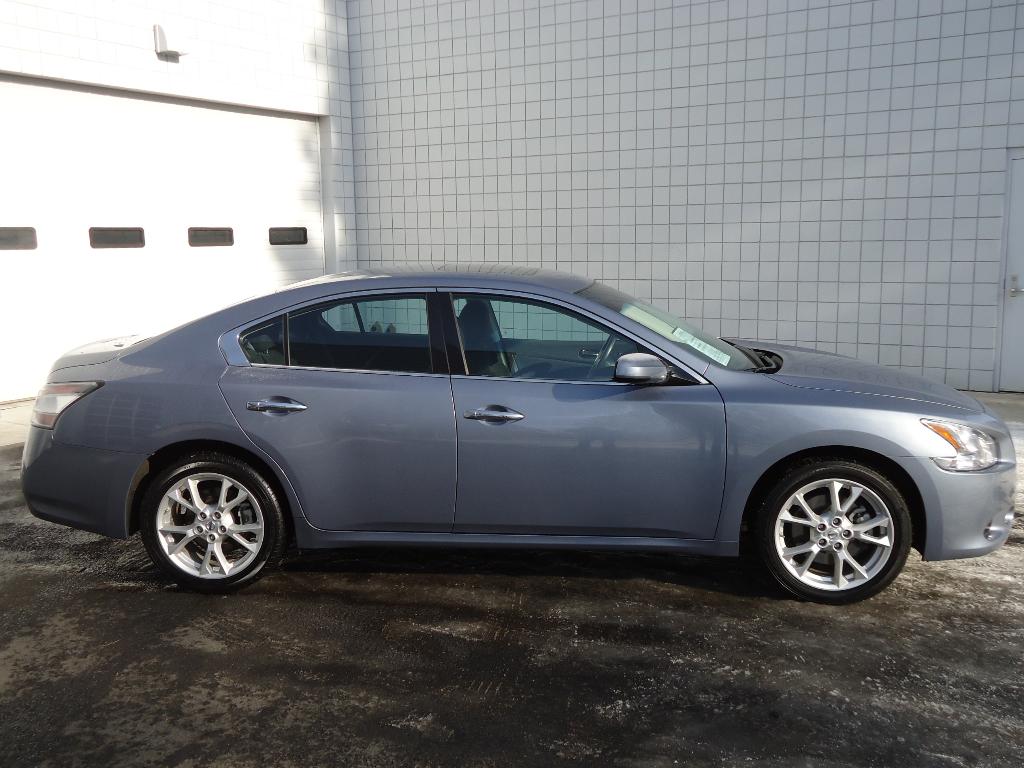 Nissan Maxima 2012 photo 4