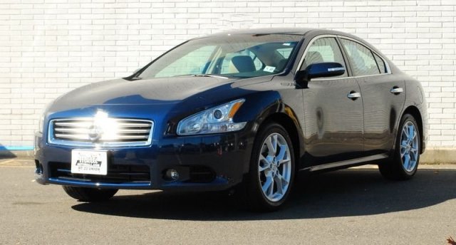 Nissan Maxima 2012 photo 2