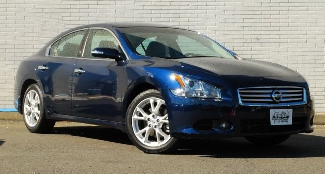 Nissan Maxima 2012 photo 1