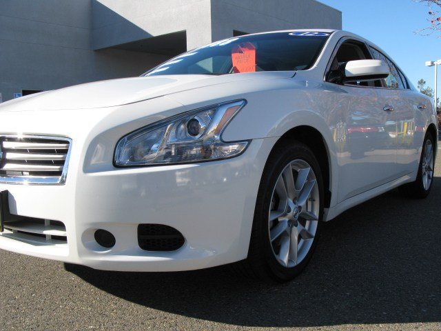 Nissan Maxima 2012 photo 4