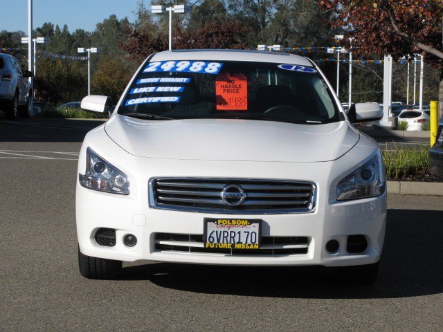 Nissan Maxima 2012 photo 1